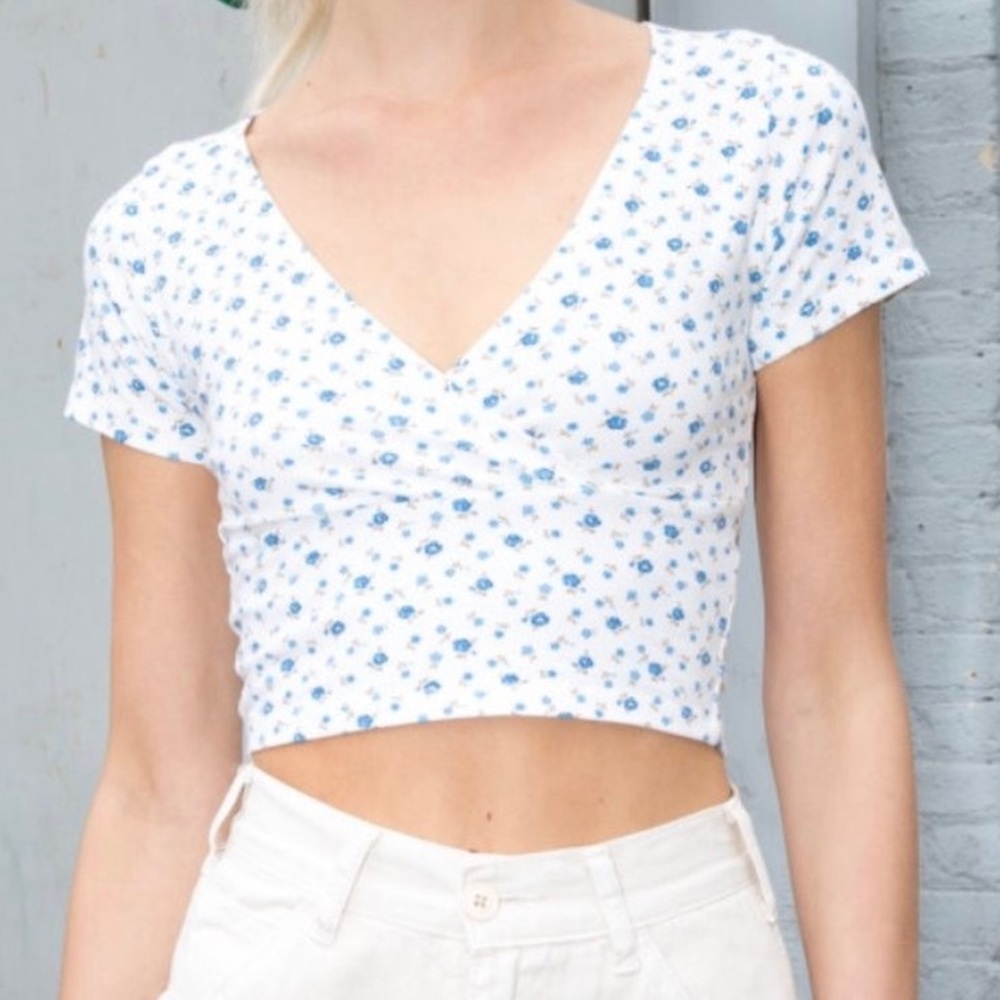 Brandy Melville Amara top